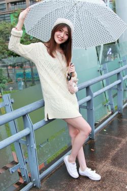 日本又粗又大高潮喷水